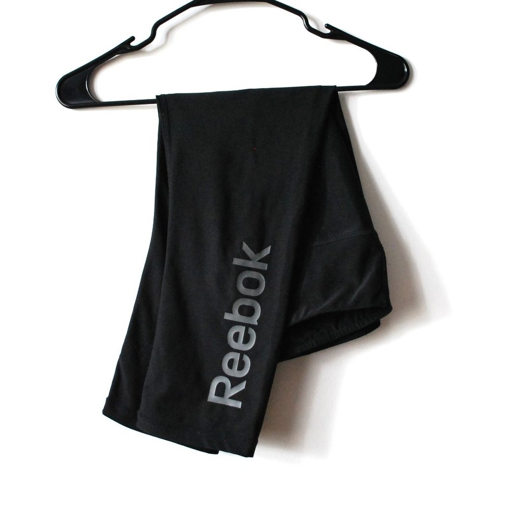 Women's Quarter Length Reebok Leggings Size Small